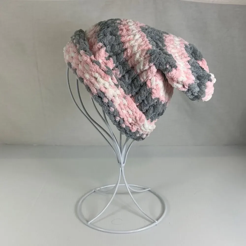 NWT Handmade Chunky Knitted Multicolor Textured Kid/Teen Slouchy Beanie